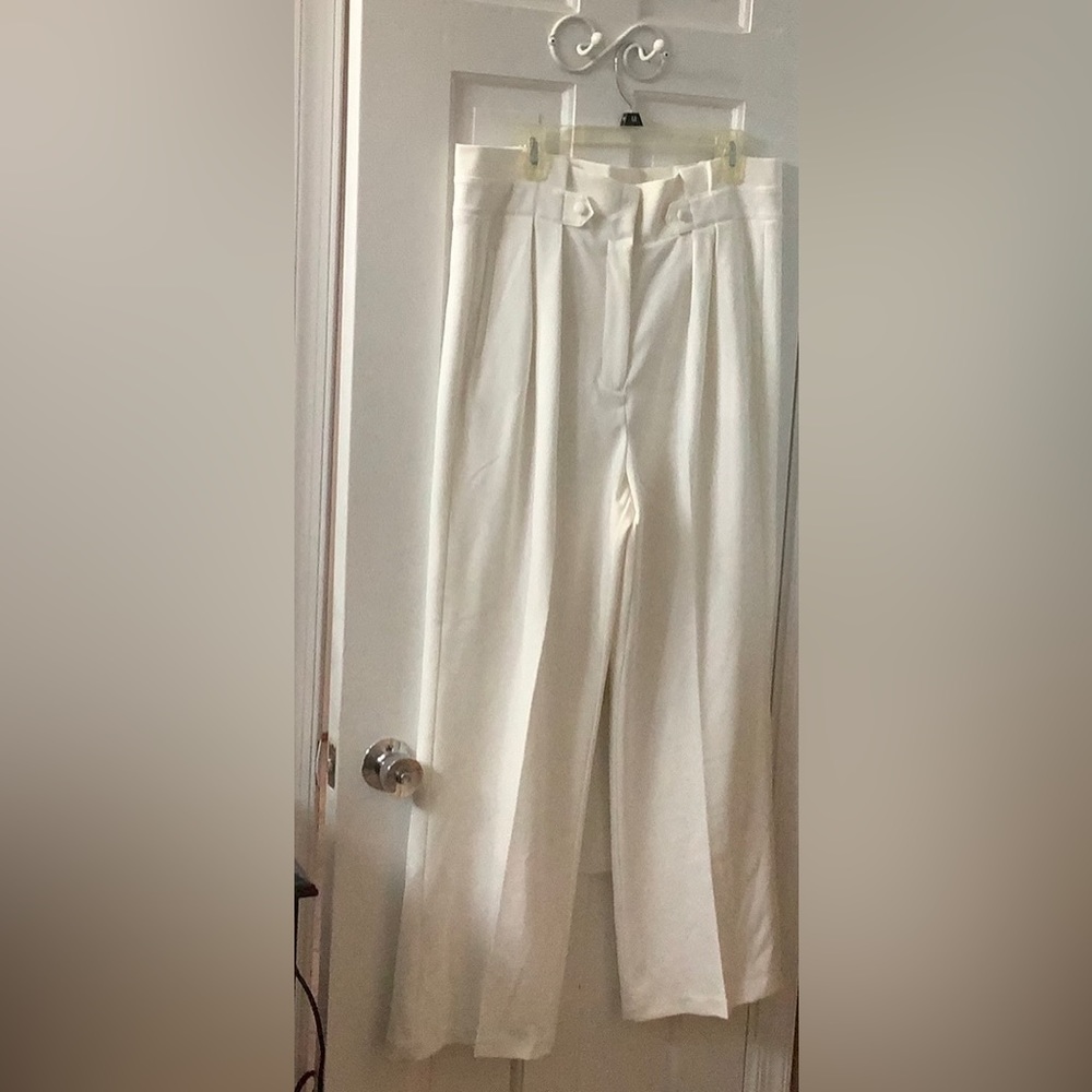PAPER BAG WAIST PANTS  BY TAHARI SIZE 16